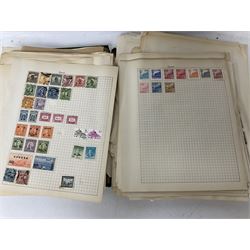 Great British and World stamps, including Antigua, Australia, Bahamas, Bahrain, Belgium, Denmark, Germany, Hungary etc, housed in two albums