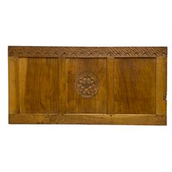 Gnomeman - pair of panelled oak 3' single headboards, the central panel carved with Yorkshire rose, carved with gnome signature, by Thomas Whittaker of Littlebeck 

Provenance: made by Thomas Whittaker for his granddaughter. The headboards come to us for sale directly from the family. 