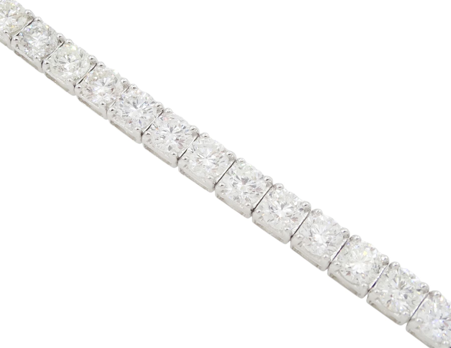 18ct white gold round brilliant cut diamond bracelet, stamped, total diamond weight approx 14.20 carat