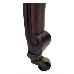 Pair of Edwardian inlaid rosewood salon chairs, upholstered in dusky pink fabric with gimp trim, oval backrest with carved crest rail with central shell motif and pierced splat, on cabriole supports terminating in castors