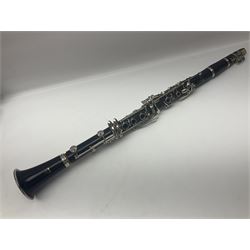 Yamaha 26II five-piece clarinet, serial no.027761; in fitted case with accessories