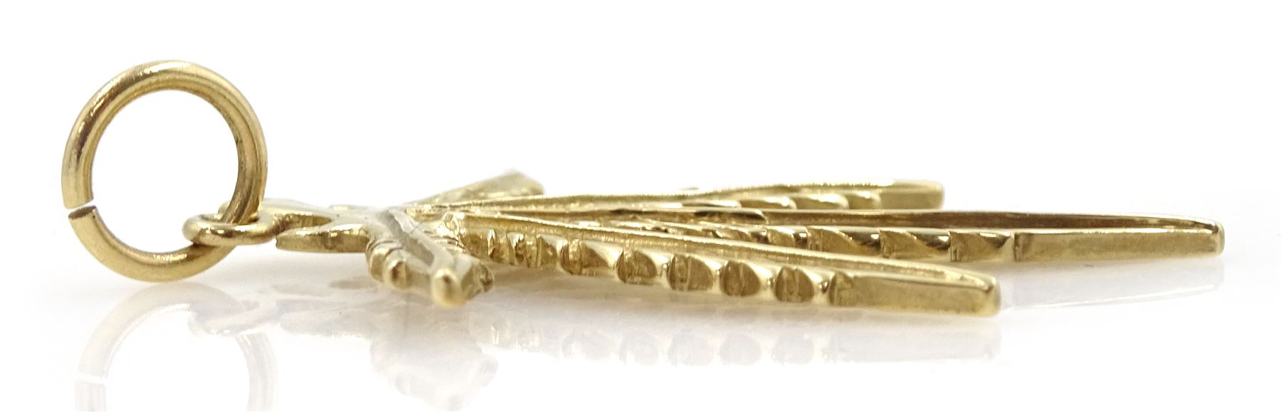 9ct gold cannabis leaf pendant, hallmarked