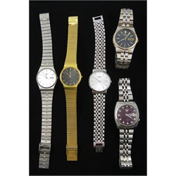  Seiko 5 automatic stainless steel wristwatch 7019-7110, Tissot 1853 T870/970 stainless steel quartz wristwatch and three Seiko quartz wristwatches    