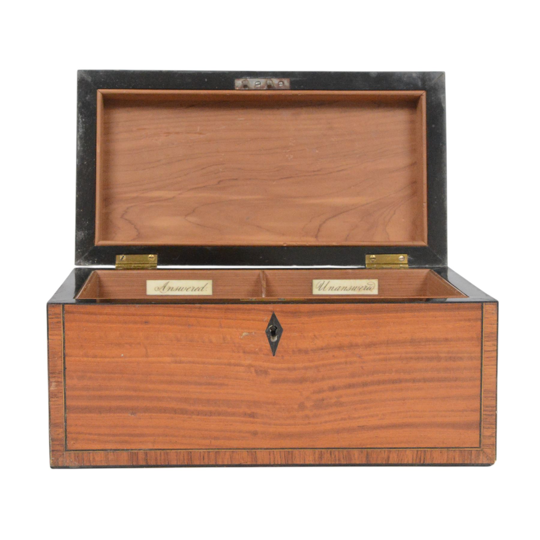 Satinwood correspondence box, the interior divided into two sections with bone inlaid plaques marked answered and unanswered, H13cm, D14cm 