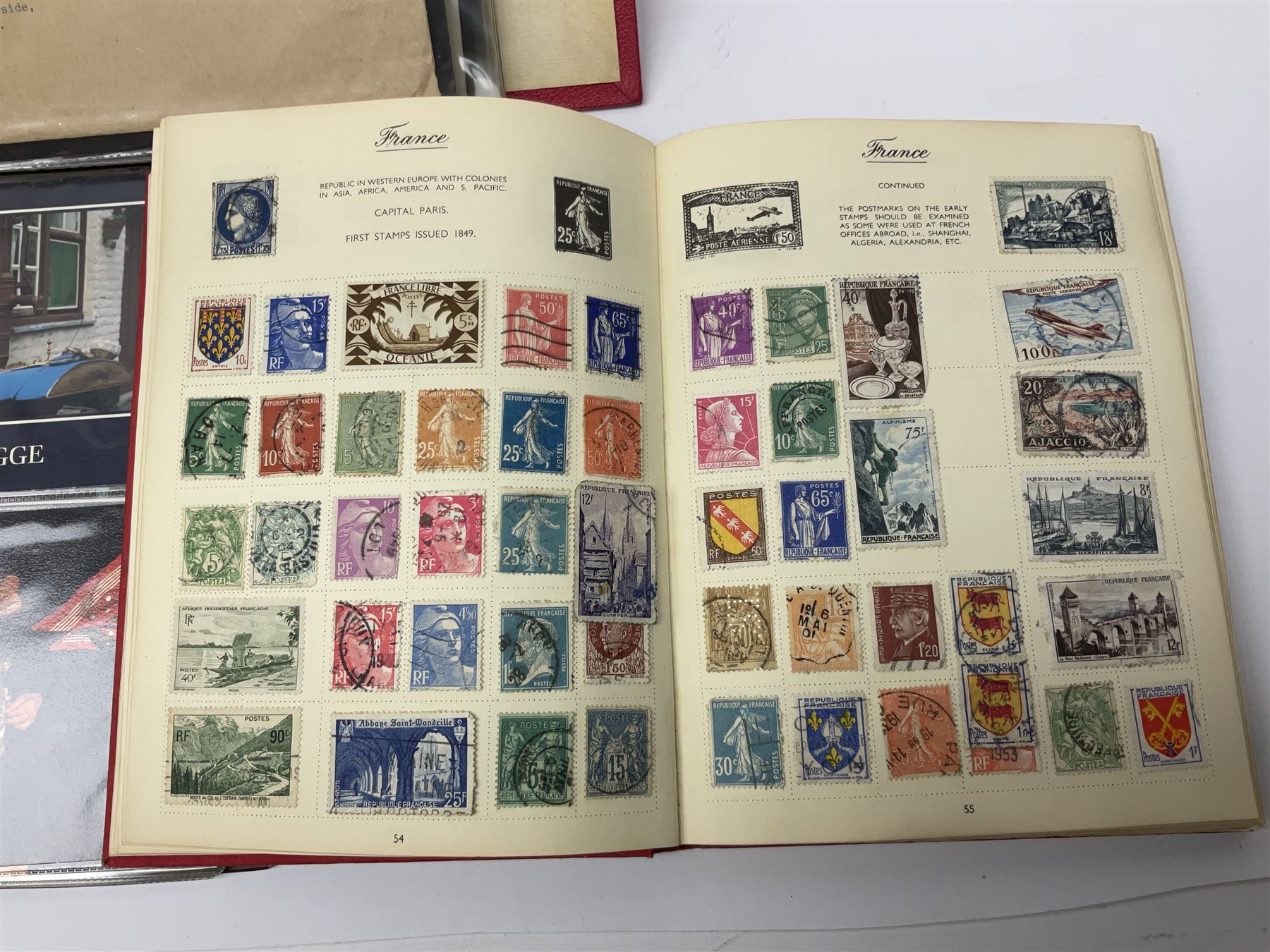 Great British and World stamps, including Queen Elizabeth II issues, first day covers, miniature sheets, Egypt, Finland, France, Greece, Honduras, Hungary, India, Italy, Poland etc, housed in various albums, folders and loose, in one box