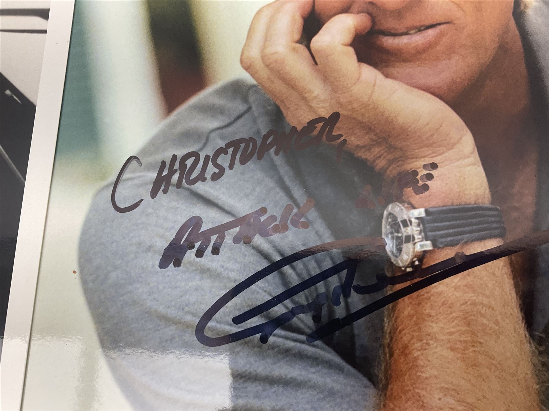 Collection of autographs, to include Mia Farrow, Rowan Atkinson, Tom Kite, Corey Pavin, Craig Stadler, Vladimir Ashkenazy etc 