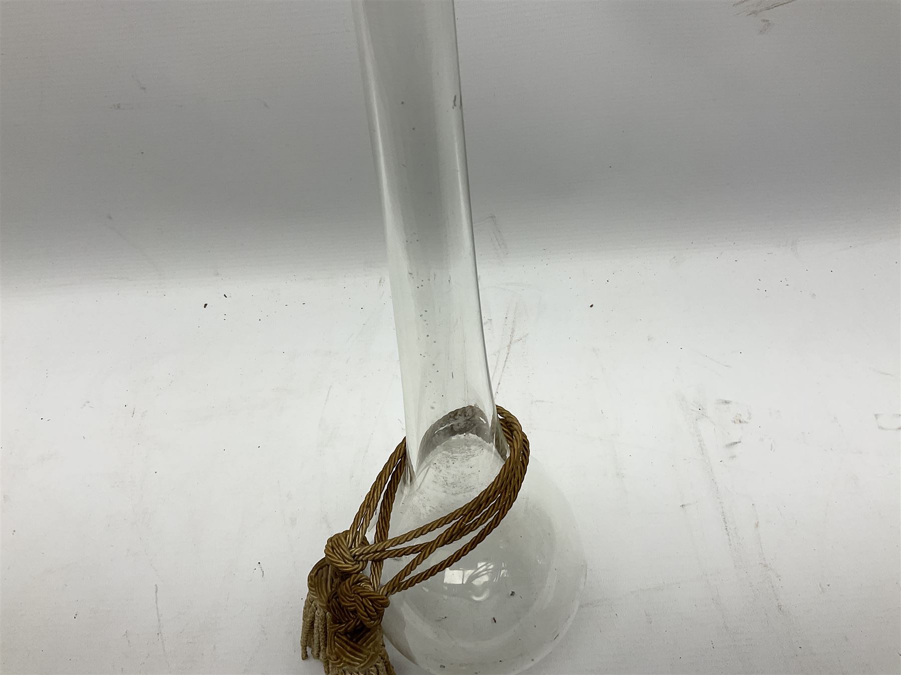 Blown glass yard of ale flute, L90cm