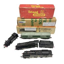 Hornby Dublo - 2-rail - Class 8F 2-8-0 locomotive No.48109 in BR black; Class R1 0-6-0 tank locomotive No.31337 in BR black; and Met-Vic Diesel Co-Bo locomotive No.D5702 in BR green; together with 3-rail Class 4MT Standard Tank 2-6-4 locomotive No.80054 in BR black; three unassociated boxes and one unboxed (4)