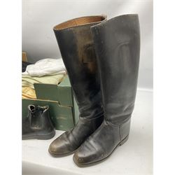 Quantity of horse tack and equipment to include Hauptner electric horse clippers, The Horseman Electric Clippers, bits, bridles, girths, rugs, jodpa boots etc  