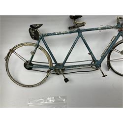 Chad Valley clockwork Fordson Major Tractor, a group of play worn Britains and other lead and metal farm animals, figures and accessories including a kennel, haystacks, dovecote, cows, sheep etc, together with a diecast model of a Tandem Bike L31cm