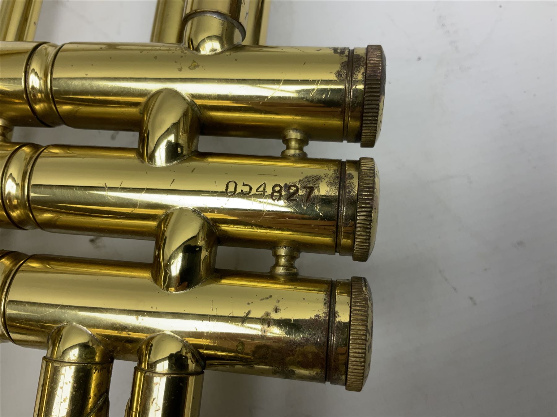 Lafleur trumpet serial no.054827; and Intermusic five-piece clarinet; both cased (2)