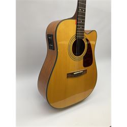 Fender model DG-20CE NAT semi-acoustic guitar with mahogany back and sides and spruce top, serial no. 03035336, L104cm, in fitted carrying case