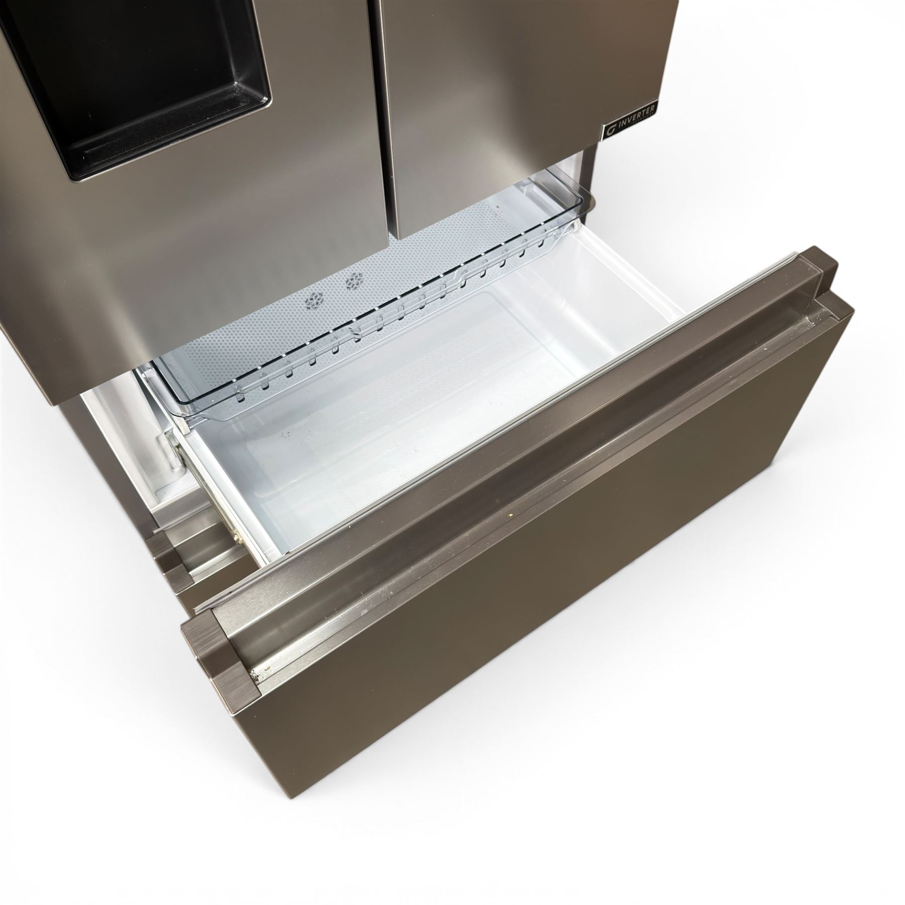Hisense American style fridge freezer, fitted with double fridge doors and two freezer drawers, model no.  BCD-454WP2NF1R1/HC4