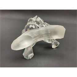 Fourteen Swarovski Crystal bird figures, to include toucan, mandarin duck, swans, parrot, cranes etc 