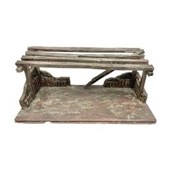 Lineol type artillery gun emplacement, H13cm, L31cm 