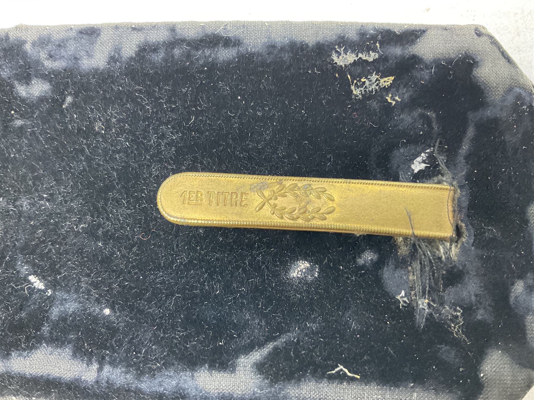 WW1 French pair of Coloniale Artillerie Epaulettes, plain gold colour, one with tassels; in open box bearing Ecole Saint Cyr label; together with WW2 French Artillery Officer's greatcoat; bears label 'P. Vauclair 40 Boul. du Montparnasse Paris (inscribed to) Mr. Babin Le 17/4/40 No.674' (2)