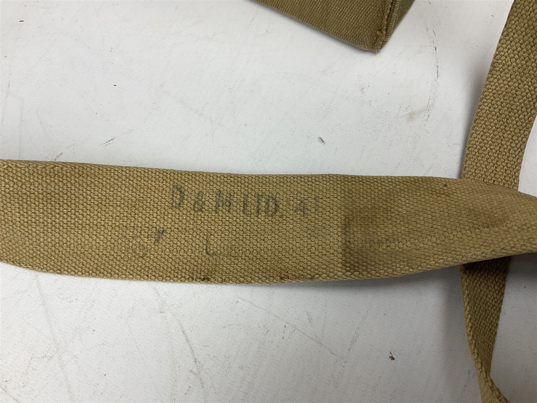 Pair of WWII 1943 Kershaw Bino. Prism No.2 MKII x6 binoculars, No. 190671, in canvas case