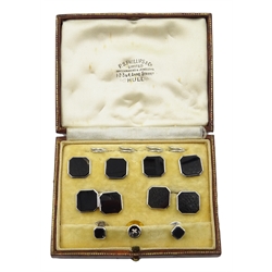 Set of Art Deco 9ct white gold and onyx shirt studs and pair cufflinks and one 18ct gold replacement retailed Phillips & Co Hull boxed