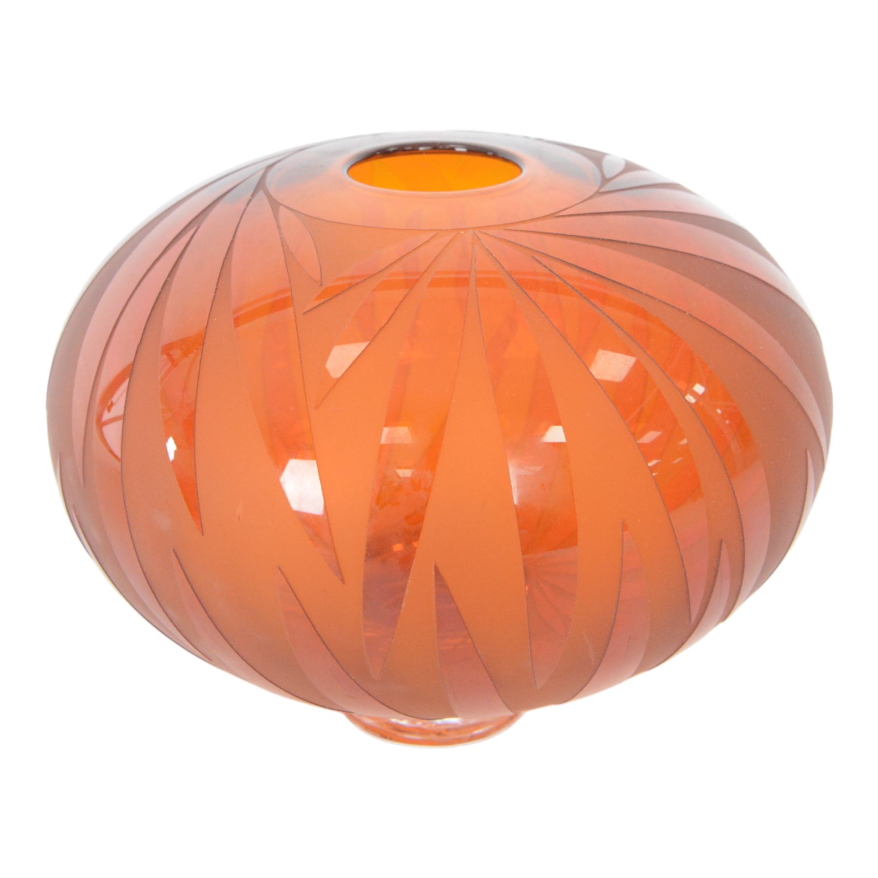 Limited edition Gillies Jones of Rosedale glass vase, of compressed spherical form decorated with clear red leaves against a frosted ground, upon a clear circular foot, signed and numbered beneath, 04/153, H14cm