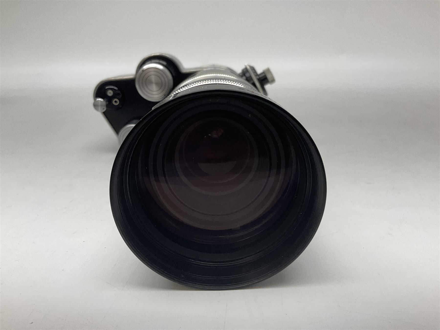 Kern Paillard Vario Switar OE 1:2.5 f=18/86mm' lens, serial no. 1108068 in wooden case  