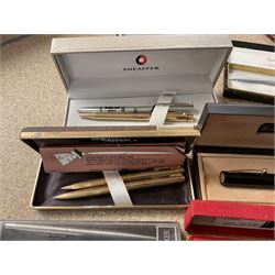 Collection of pens including ballpoint and fountain pens from Shaeffer, Parker and other makers  
