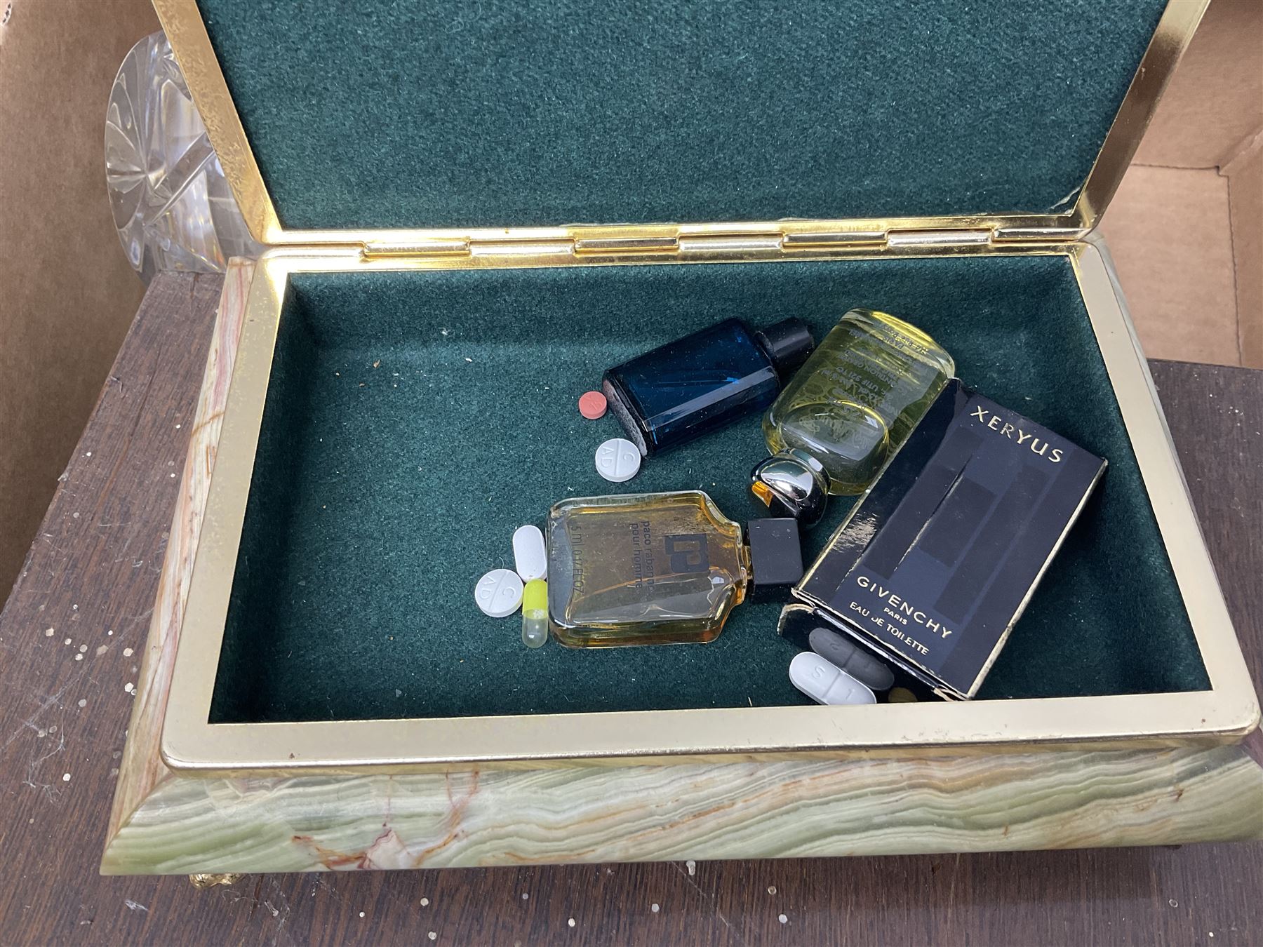 Onyx box with claw feet, together with gilt framed mirror, cut glass vase and other collectables, in three boxes 