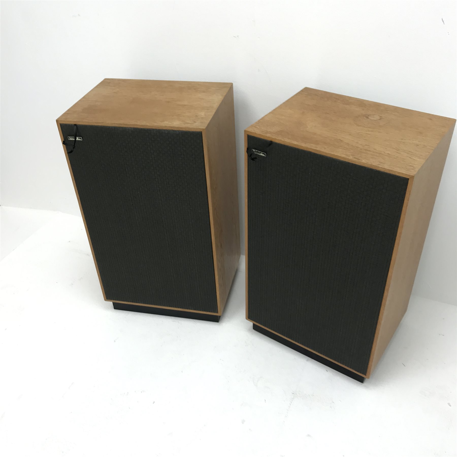 Pair Richard Allan Pavane speakers, W40cm, H69cm, D31cm