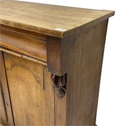 Victorian mahogany chiffonier, single frieze drawer over double cupboard, on plinth base