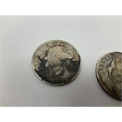 Queen Victoria 1875 and 1880 half crown coin, small number of pre 1947 Great British silver coins, three Queen Elizabeth II five pound coins, five two pounds, pre-decimal coins including pennies, brass threepence pieces etc