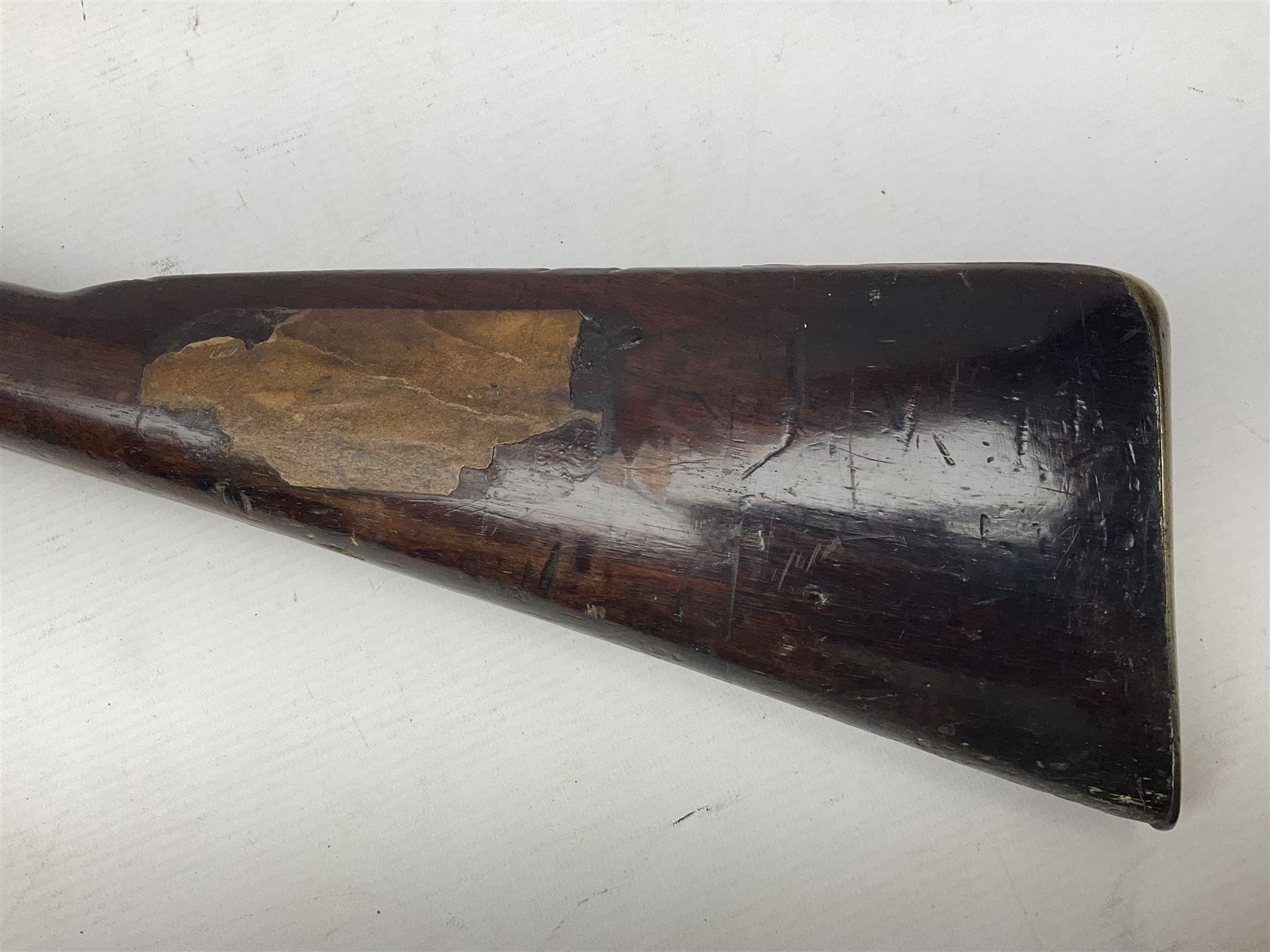 Early 19th century flintlock single barrel sporting gun by Johnston, approximately 14-bore, with 94cm(37