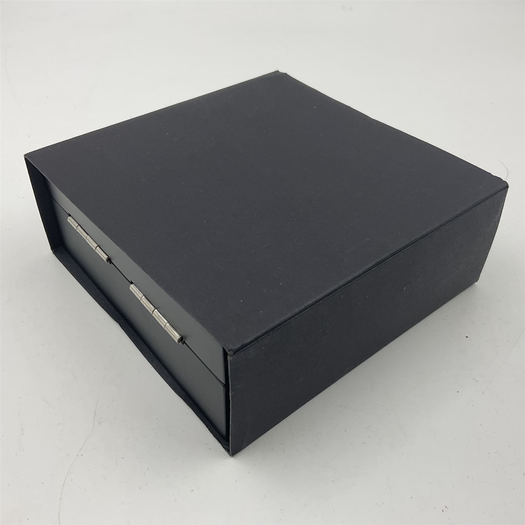 Queen Elizabeth II Bailiwick of Jersey 2022 'The 600th Anniversary of Henry V' gold proof five pound coin, cased with certificate