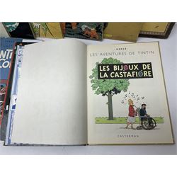 Twenty one first edition Herge, 'The Adventures of Tin Tin' books published by Casterman Bruxelles, with French text and coloured comic strip illustrations throughout; comprising Tintin Au Congo 1946, Tintin En Amerique 1946, Les Cigares du Pharaon 1955, Le Lotus Bleu 1946, L'Oreille Cassee 1943, L'ile Noire 1943, Le Sceptre d O'ttokar 1947, Le Crabe Aux Pinces D'or 1943, L'Etoile Mysterieuse 1942, Le Secret de la Licorne 1943, Le Tresors de Rackan Le Rouge 1945, Les 7 Boules de Cristal 1948, Le Temple du Soleil 1949, Au Pays de L'Or Noir 1950, Objectif Lune 1953, On a Marche sur la Lune 1954, L'Affaire Tournesol 1956, Coke en Stock 1958, Tintin au Tibet 1960, Les Bijous de la Castafiore 1963 and Vol 714 Pour Sydney 1968
