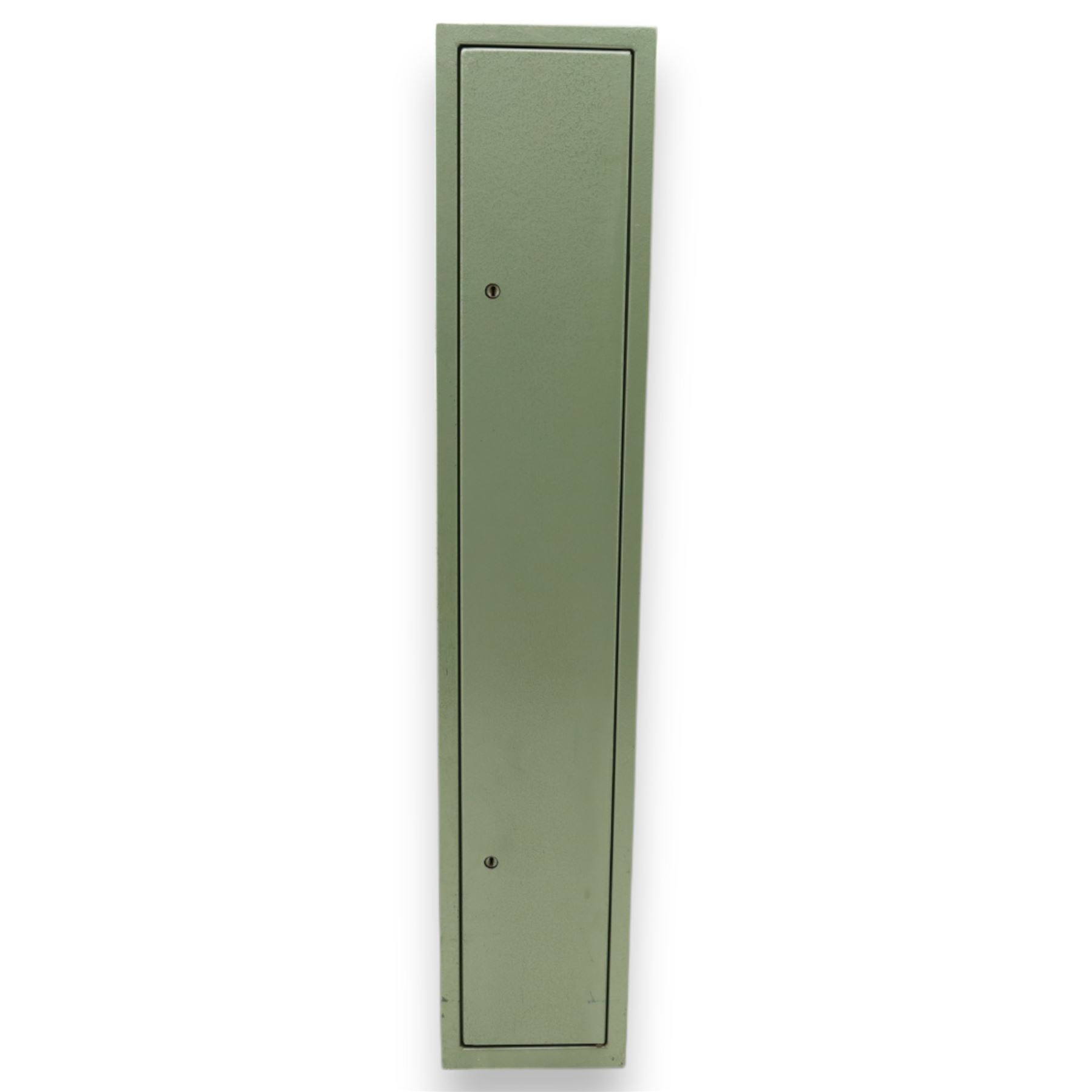 Bailey Structural Ltd green-painted steel gun cabinet, with lockable hinged door, internal shelf and foam rifle rack, complete with key