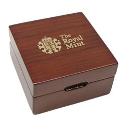 Queen Elizabeth II 2016 gold proof full sovereign coin, cased with certificate