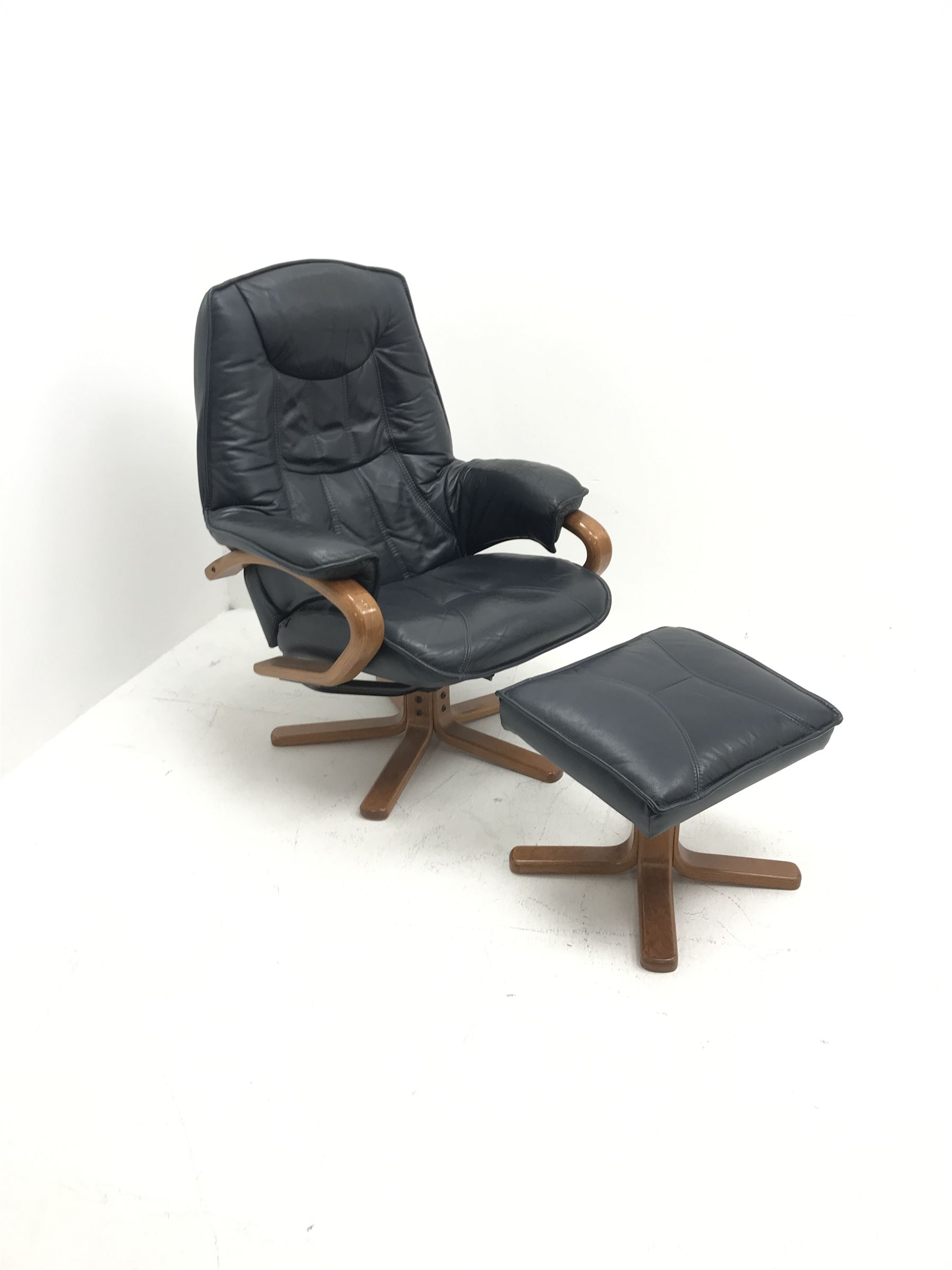 Ekornes Somo reclining chair and stool 