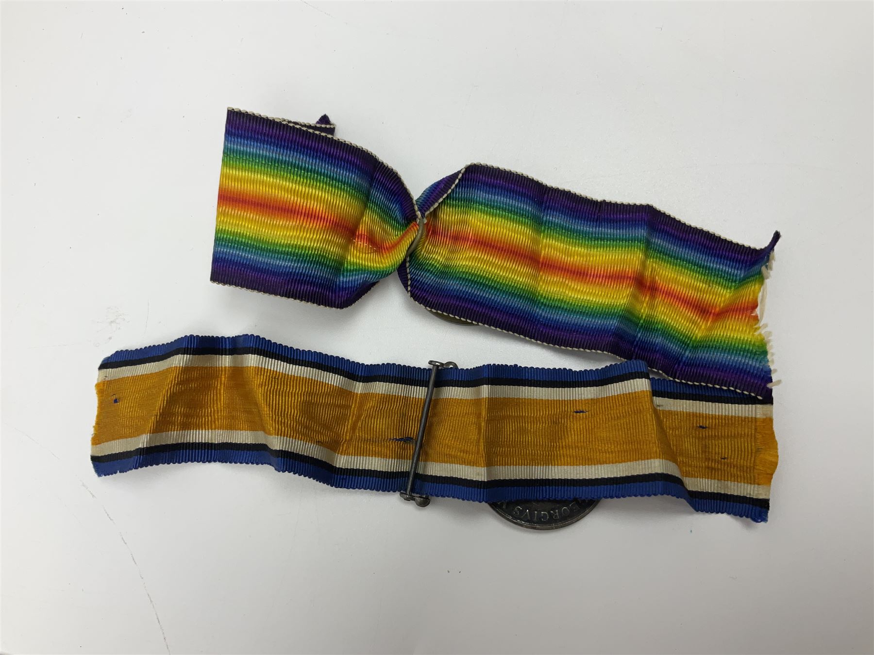 WW1 trio of medals comprising British War Medal, Victory Medal and 1914-15 Star awarded to S/4 091131 Pte. B.T. Day A.S.C.; and WW1 pair of medals comprising British War Medal and Victory Medal awarded to 240653 Gnr. E. Stephenson R.A.