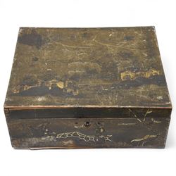 Chinoiserie black and gilt lacquer box decorated with figures and landscapes W28cm and five other various lacquer boxes (6)