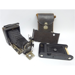  Houghton Butcher folding plate camera with Compur shutter and Aldis Anastigmat 4 inch lens and Kodak folding camera (2)  