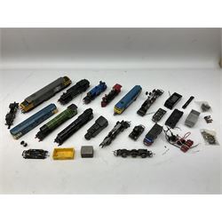 '00' gauge - Tri-ang 'Caledonian Single' Class 4-2-2 locomotive and tender; Hornby Class 37 Diesel (English Electric Type 3) locomotive No.37063; Airfix Class 61XX 2-6-2 Prairie tank locomotive No.6167; Pocher Italy American style 4-4-0 locomotive 'Reno'; and a quantity of part locomotives, spare parts etc; all unboxed