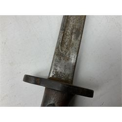British Pattern 1907 bayonet with 43.5cm fullered steel blade; in leather scabbard with webbing frog L58cm overall; another Pattern 1907 bayonet lacking scabbard; and British Pattern 1888 Mk.I bayonet by Wilkinson London (no scabbard) (3)