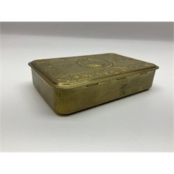 Princess Mary Christmas 1914 gift tin containing five contemporary State cigarettes