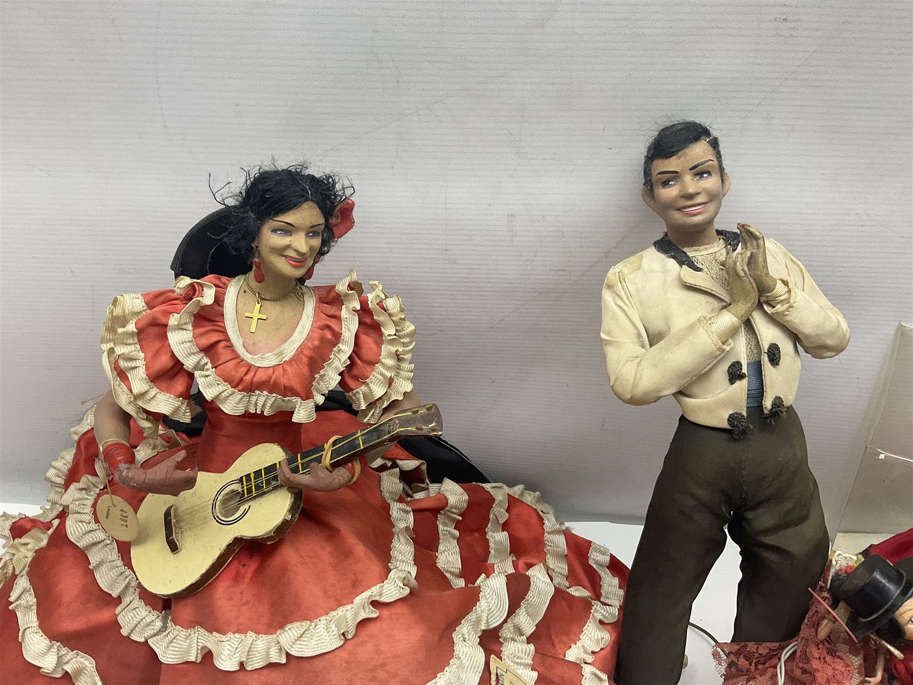 Collection of International collectors dolls to include battery operated dancing Spanish Flamenco doll, Marin Chiclana Spanish Flamenco dancer doll, Maltese and Italian examples etc