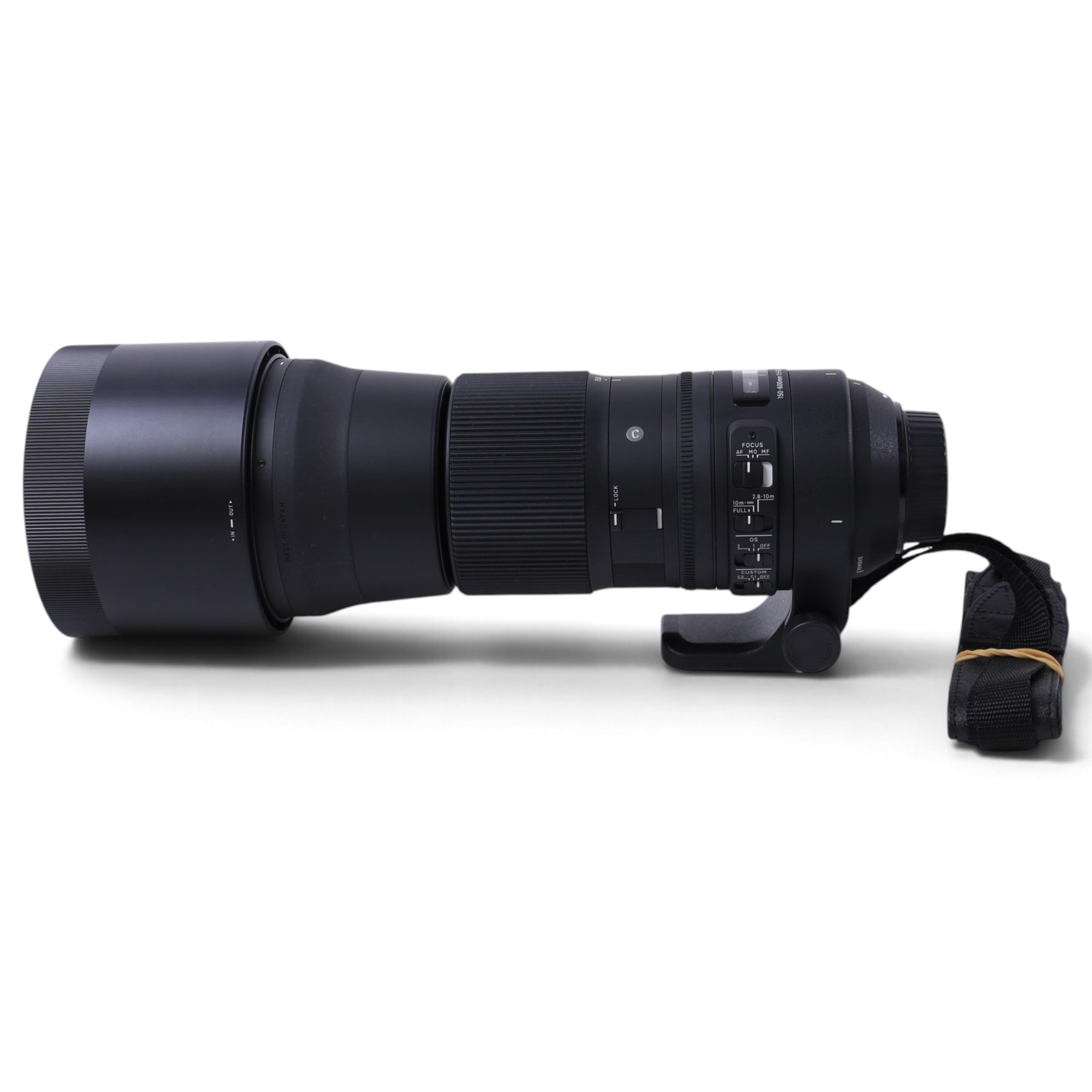 Sigma 150-600mm F5-6.3 DG camera lens, serial no. 53565860, boxed with soft case 