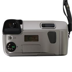 Six Canon compact digital cameras, comprising Ixus L-1, Ixus 850 IS, Ixus Z90, Ixus 960 IS, Powershot A1200 and Powershot A540, three with boxes