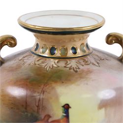 Crown Devon twin-handled ovoid vase, in Pheasants pattern no. 0670, H12cm