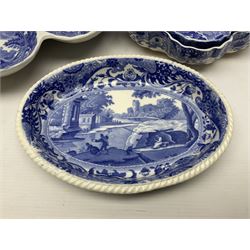 Copeland Spode Italian pattern tea and dinner wares, including hor d'oeuvres dish, tureen and cover, coffee pot, six coffee cans and saucers, etc, all with blue printed marks beneath (40)