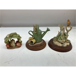 Frederick Warne & Co The World of Beatrix Potter figures to include Peter Rabbit in Mr Mcgregor's Garden, Peters Hiding place, Mrs Tiggy Winks, The Tale of Jonny Town-Mouse, etc, many with original boxes 