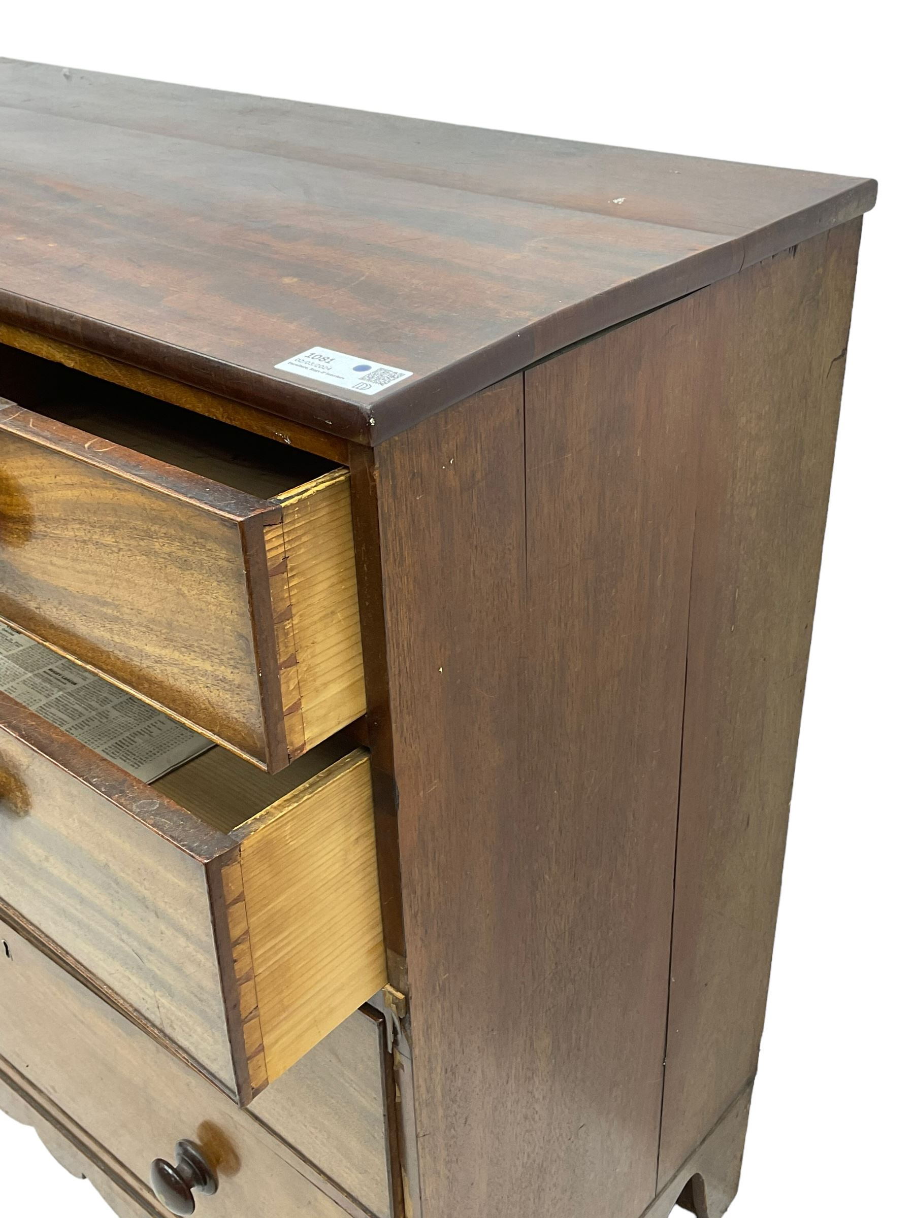 19th century mahogany straight-front chest, fitted with two short over three long cock-beaded graduating drawers, on splayed feet