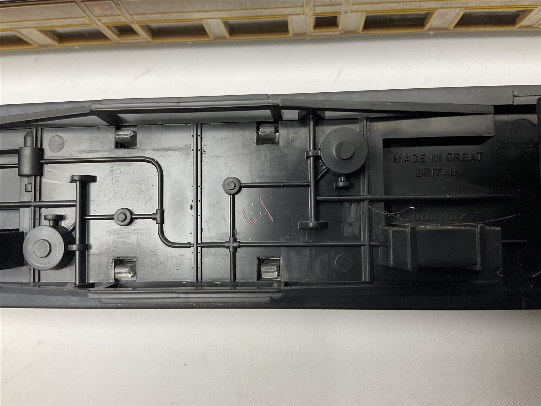 Hornby '00' gauge - Flying Scotsman boxed electric train set with No.4472 'Flying Scotsman' locomotive, three coaches and accessories