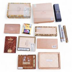 Davidoff Mini Cigarillos, Special Edition, cased, nine Romeo y Julieta cigars, four Adipati Super Corona No. 1 cigars, eight Montecristo no. 4 cigars and various mini cigars, and others, all unsealed 